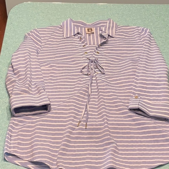 Anne Klein Striped V-Neck 3\4 Sleeves Blouse - Picture 5 of 6